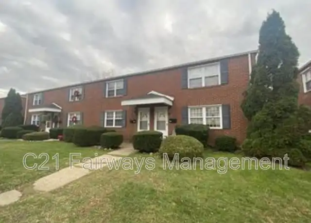 Property at 7562 Elaine Dr, Irwin, PA, 15642, 2 beds, 1 bath, [object Object]