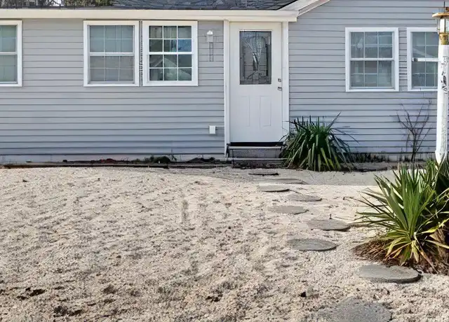 Property at 300 Hurley Ave, Bayville, NJ, 08721, 2 beds, 1 bath, [object Object]