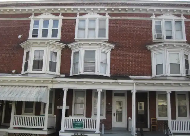 Property at 920 W King St Unit 2FL, York, PA, 17401, 3 beds, 1 bath, [object Object]