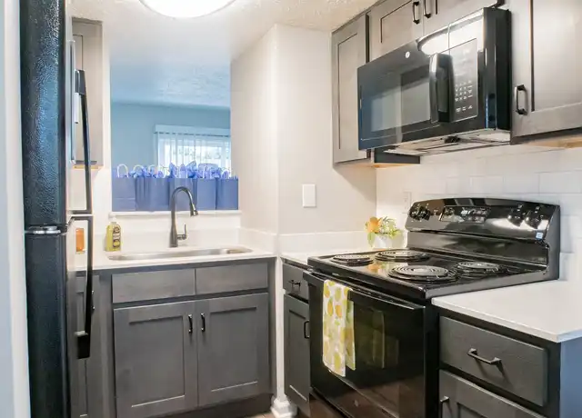 Property at Ohio Street Townhomes - 1058 E Ohio St, Indianapolis, IN, 46202, 1-2 bed, 1 bath, [object Object]