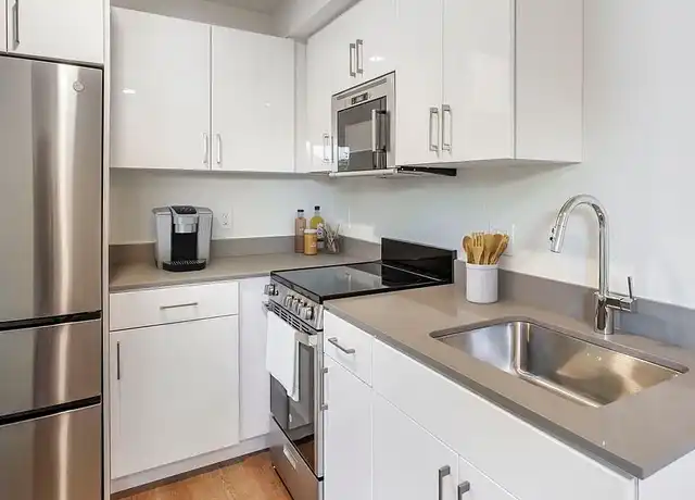 Property at eaves Creekside - 151 Calderon Ave, Mountain View, CA, 94041, 0-2 beds, 1 bath, [object Object]