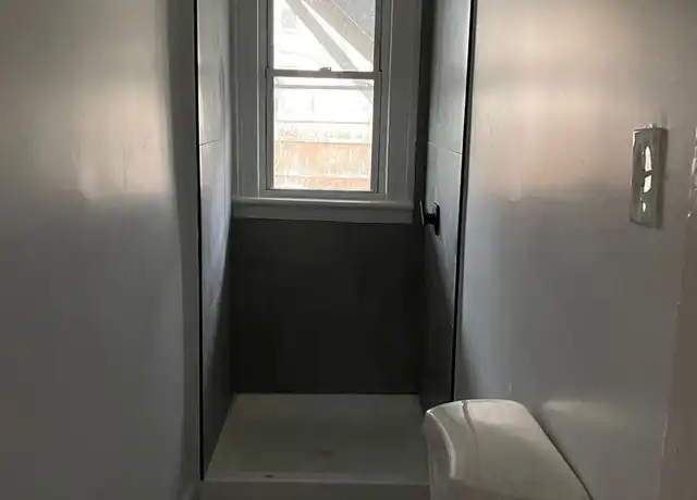Property at 515-519 Jane St Unit 1L, Bridgeport, CT, 06608, 3 beds, 1 bath, [object Object]