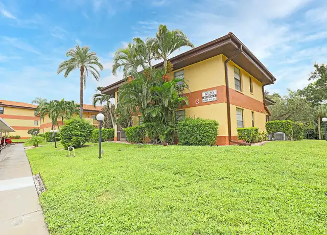 Property at 6120 Whiskey Creek Dr #409, Fort Myers, FL, 33919, 2 beds, 2 baths, [object Object]
