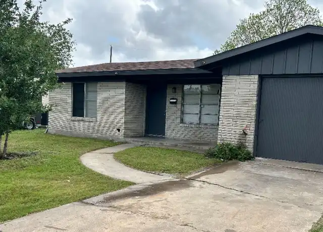 Property at 5917 Lucille Dr, Corpus Christi, TX, 78412, 3 beds, 1 bath, [object Object]