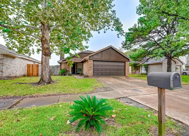 Property at 17435 Glenmorris Dr, Houston, TX, 77084, 3 beds, 2 baths, [object Object]