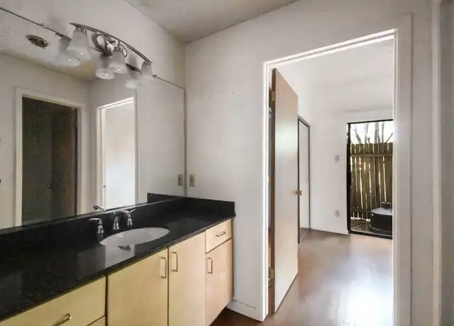 Property at 2815 Rio Grande St #109, Austin, TX, 78705, 1 bed, 1 bath, [object Object]