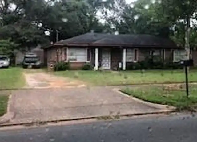 Property at 2515 Lloyds Ln, Mobile, AL, 36693, 4 beds, 2 baths, [object Object]