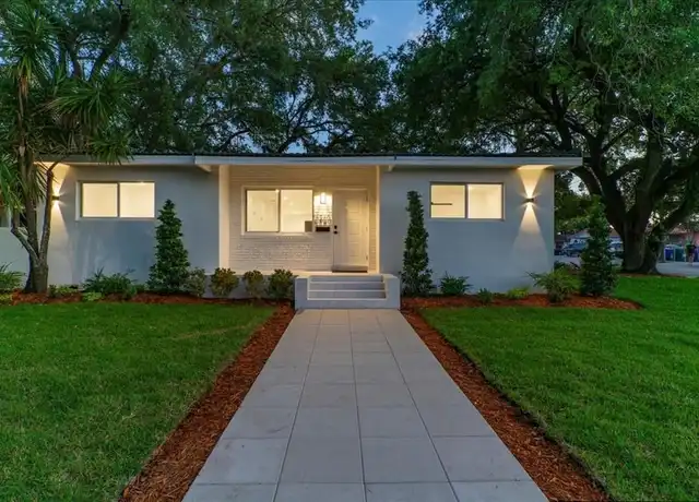 Property at 3260 NW 9th St Unit A0, Miami, FL, 33125, 3 beds, 2 baths, [object Object]