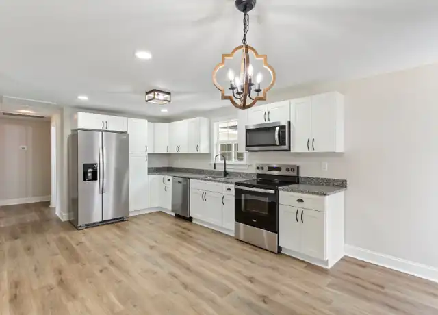 Property at 8702 Pocahontas Trl, Williamsburg, VA, 23185, 4 beds, 2 baths, [object Object]
