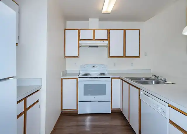 Property at Rainier Apartments - 1508 N B St, Ellensburg, WA, 98926, 2 beds, 1 bath, [object Object]