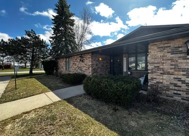 Property at 135 S 3rd St Apt 8, Hilbert, WI, 54129, 1 bed, 1 bath, [object Object]
