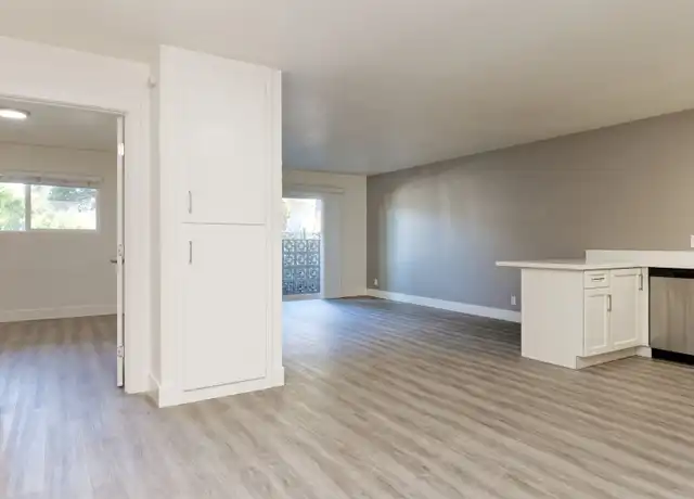 Property at 355 Estabrook St Unit 102, San Leandro, CA, 94577, 1 bed, 1 bath, [object Object]