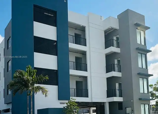 Property at 1091 E 17th St #301, Hialeah, FL, 33010, 2 beds, 2 baths, [object Object]