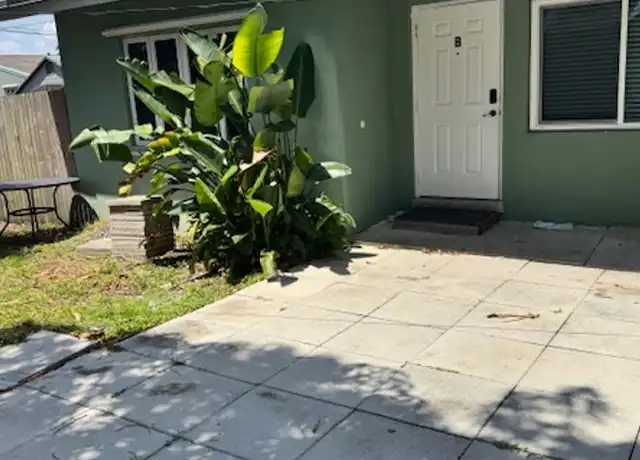 Property at 1050 SW 30th St Unit 30, Fort Lauderdale, FL, 33315, 2 beds, 1 bath, [object Object]