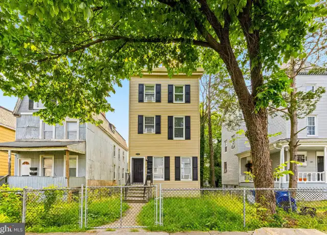 Property at 319 S Augusta Ave Unit 1ST FLOOR, Baltimore, MD, 21229, 2 beds, 1 bath, [object Object]