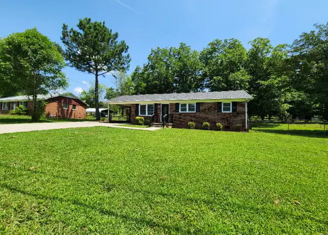 Property at 445 Summerland Dr, Spartanburg, SC, 29306, 3 beds, 1.5 baths, [object Object]