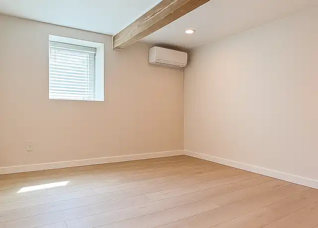 Property at 710 Prospect Ave N, Kent, WA, 98031, 1 bed, 1 bath, [object Object]