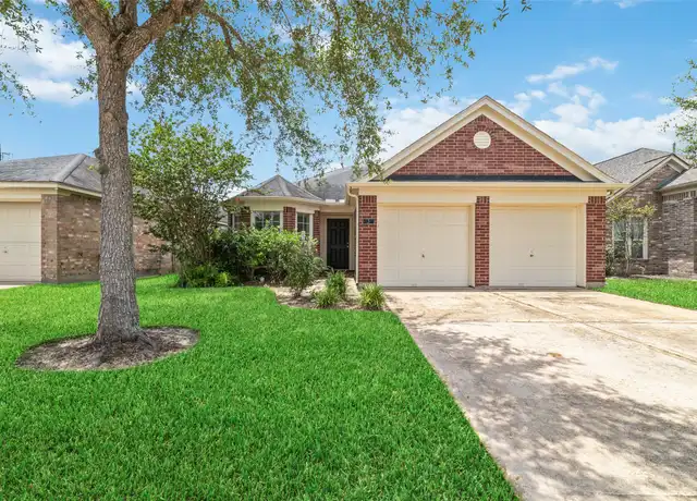 Property at 3 Garden Grove Dr, Manvel, TX, 77578, 3 beds, 2 baths, [object Object]