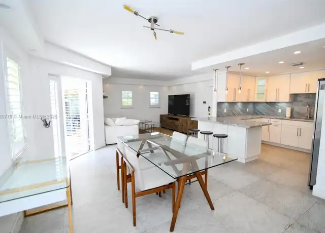 Property at 2918 Bird Ave #5, Miami, FL, 33133, 1 bed, 1 bath, [object Object]