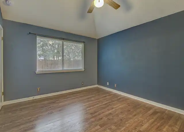 Property at 109 Azalea Dr, Georgetown, TX, 78626, 3 beds, 2 baths, [object Object]