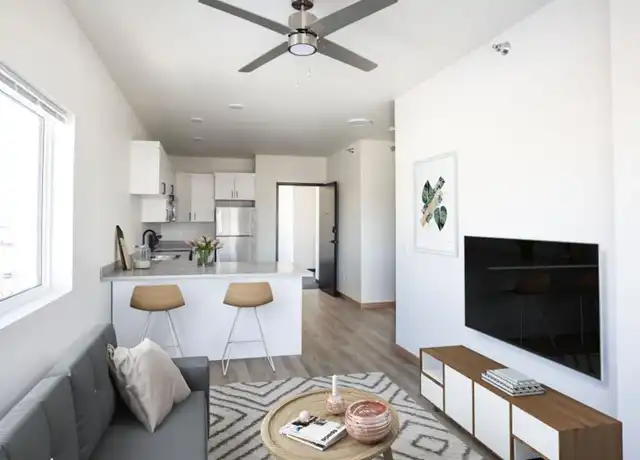 Property at The Radius, Tea SD - 200 Heritage Pkwy, Tea, SD, 57064, 1 bed, 1 bath, [object Object]