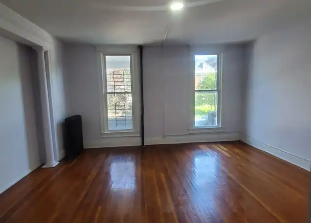 Property at 207 W 29th St Unit 1, Baltimore, MD, 21211, 2 beds, 1 bath, [object Object]