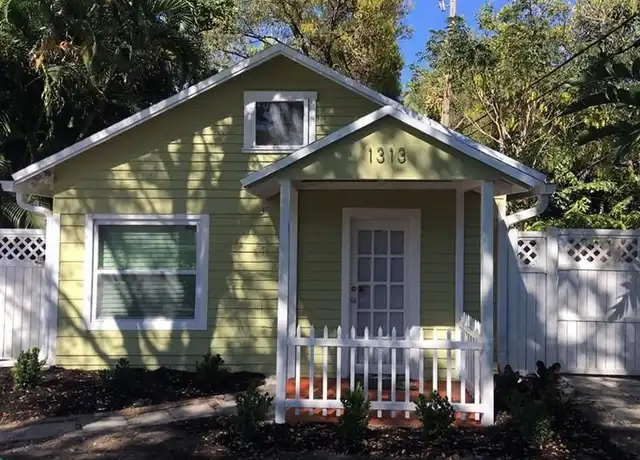 Property at 1313 SW 6th St, Fort Lauderdale, FL, 33312, 1 bed, 1 bath, [object Object]