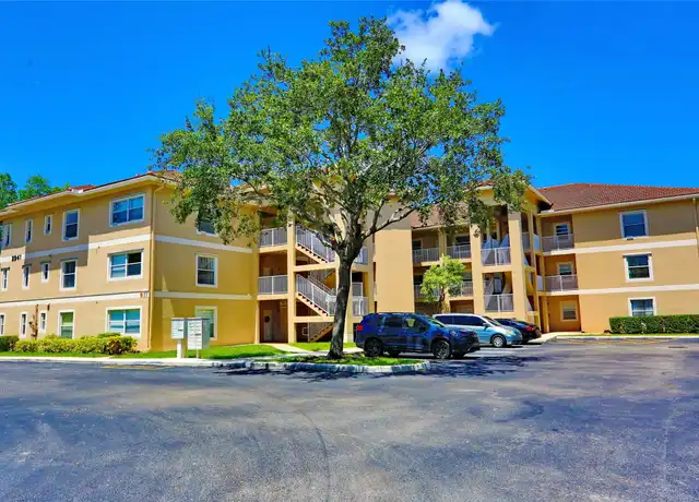 Property at 2941 Riverside Dr, Coral Springs, FL, 33065, 3 beds, 2 baths, [object Object]