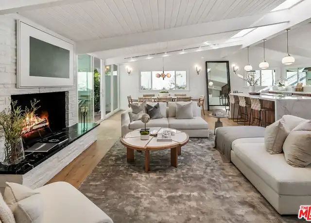 Property at 218 N Bundy Dr, Los Angeles, CA, 90049, 4 beds, 3 baths, [object Object]
