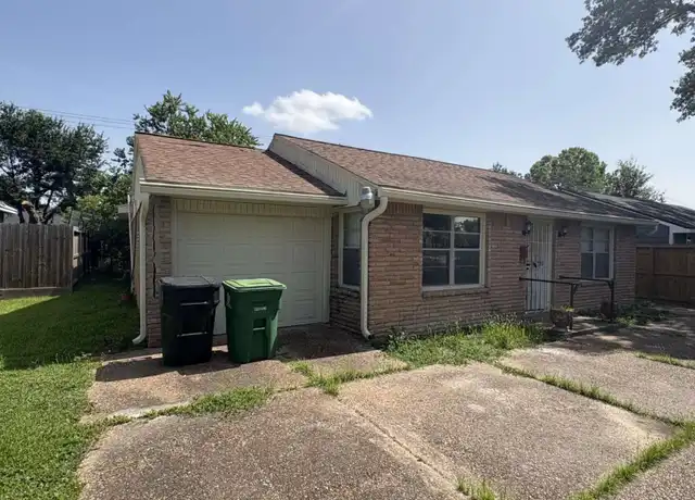 Property at 4825 Brinkley St, Houston, TX, 77033, 3 beds, 2 baths, [object Object]