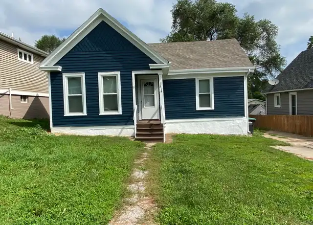 Property at 3824 Franklin St, Omaha, NE, 68111, 2 beds, 1 bath, [object Object]