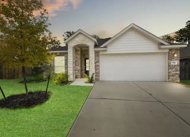 Property at 1351 Antigua Dr, Conroe, TX, 77301, 4 beds, 2 baths, [object Object]