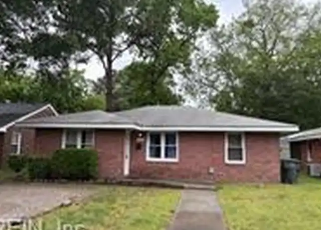 Property at 1720 48th St, Norfolk, VA, 23508, 4 beds, 1 bath, [object Object]