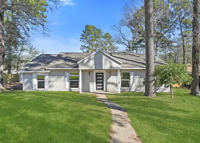 Property at 205 Elmwood St, Huntsville, TX, 77320, 3 beds, 2 baths, [object Object]