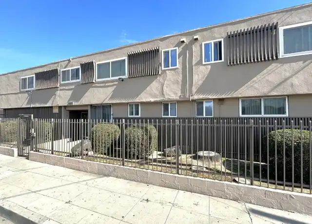 Property at 10130 S Inglewood Ave #10, Inglewood, CA, 90304, 1 bed, 1 bath, [object Object]