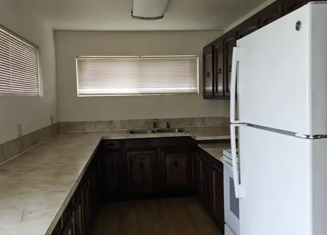 Property at 2227 Washington St Unit B, Shelton, WA, 98584, 1 bed, 1 bath, [object Object]