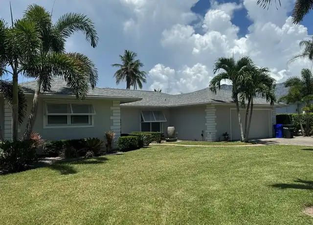 Property at 675 Wedge Dr, Naples, FL, 34103, 3 beds, 2.5 baths, [object Object]