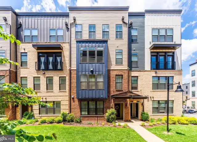 Property at 1668 Bandit Loop Unit 5A, Reston, VA, 20190, 2 beds, 2.5 baths, [object Object]