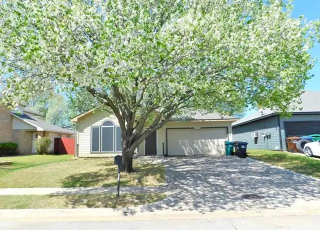 Property at 717 Pace Dr, Denton, TX, 76209, 3 beds, 2 baths, [object Object]