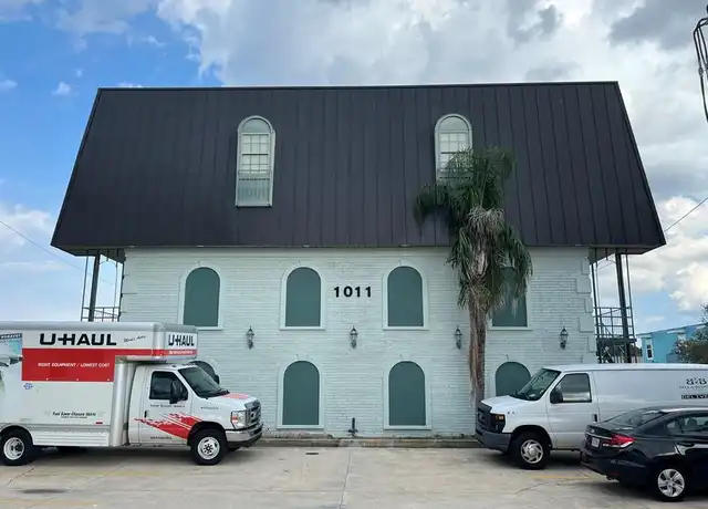 Property at 1011 Lake Ave Unit 16, Metairie, LA, 70005, 1 bed, 1 bath, [object Object]