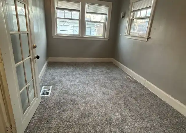 Property at 624 W La Salle Ave Unit 2, South Bend, IN, 46601, 1 bed, 1 bath, [object Object]