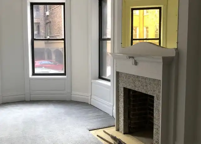 Property at 450 W Saint James Pl Unit 1, Chicago, IL, 60614, 3 beds, 2 baths, [object Object]