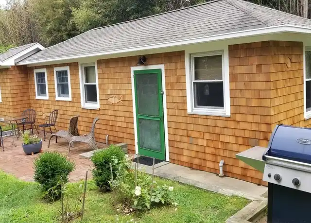 Property at 16640 Main St, New Suffolk, NY, 11956, 1 bed, 1 bath, [object Object]