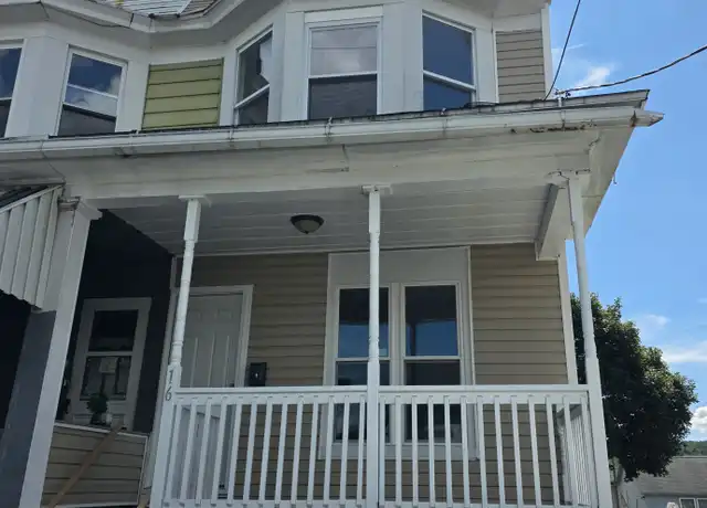 Property at 16 E Ridge St Unit 1, Coaldale, PA, 18218, 1 bed, 1 bath, [object Object]