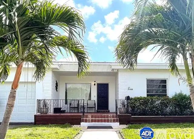 Property at 10815 NE 10th Pl, Miami, FL, 33161, 3 beds, 2 baths, [object Object]