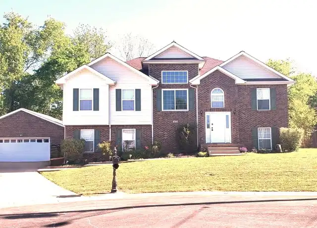 Property at 105 Clearwater Ct, Clarksville, TN, 37042, 5 beds, 2.5 baths, [object Object]