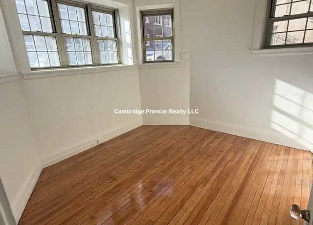 Property at 3 Concord Ave Unit B5, Cambridge, MA, 02138, 2 beds, 1 bath, [object Object]