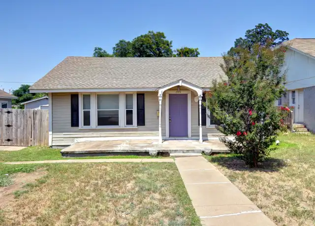 Property at 2820 Frazier Ave, Fort Worth, TX, 76110, 2 beds, 1 bath, [object Object]