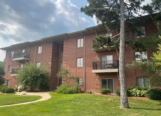 Property at 2725 E Maple Rd, Birmingham, MI, 48009, 2 beds, 1.5 baths, [object Object]