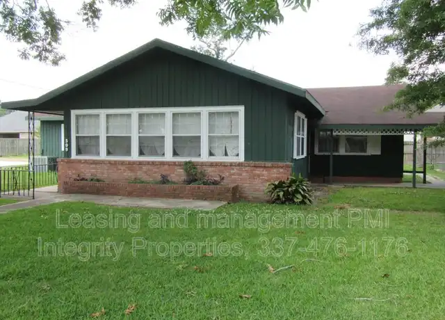 Property at 509 N Cunningham St, Rayne, LA, 70578, 4 beds, 2 baths, [object Object]